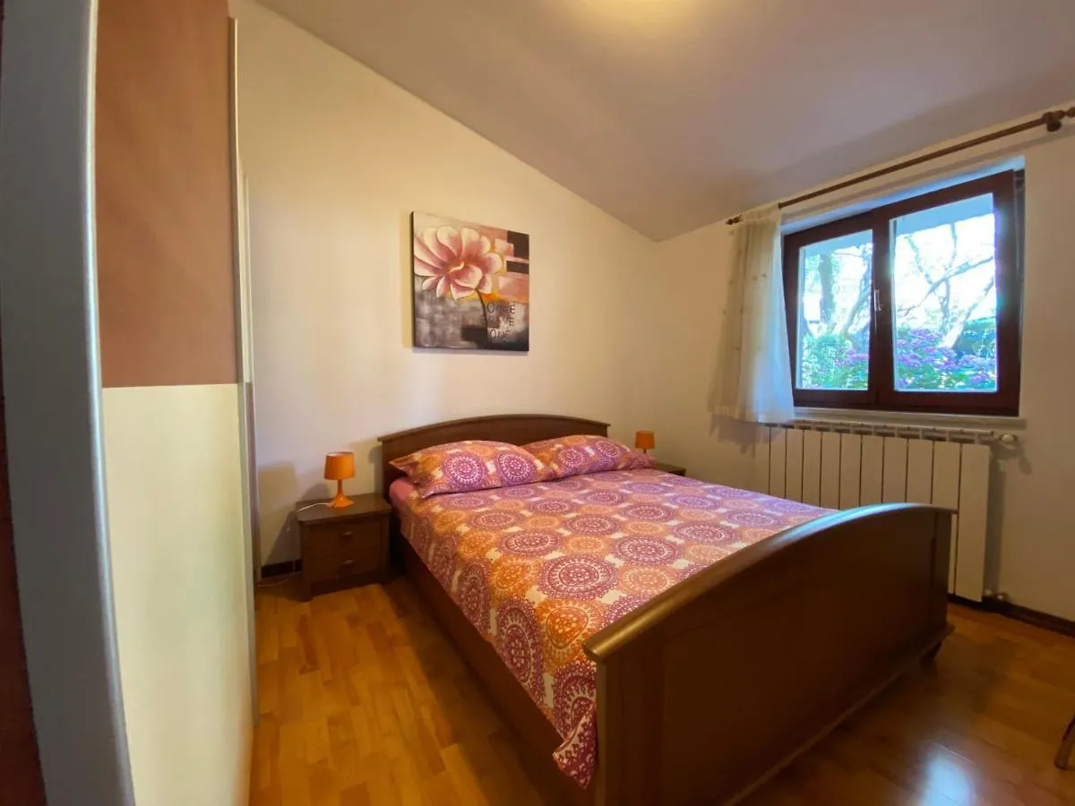 Apartments Vesna Pula